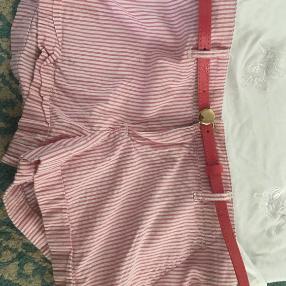 Abercrombie & Fitch shorts & Top - Picture 2 of 4